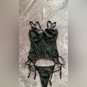 ADORE ME - veronique bustier